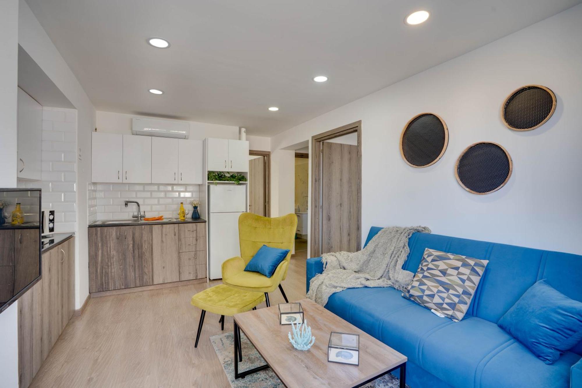 Apartment Atlantis 50m From Makenzy Seafront Larnaca