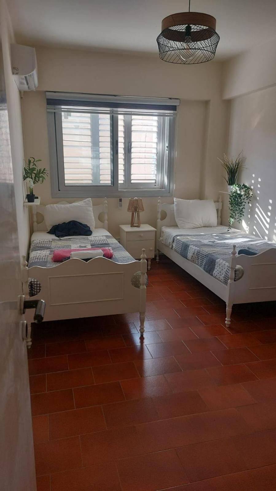 Finnikoudes 2 Bed Sea View Apartment Larnaca