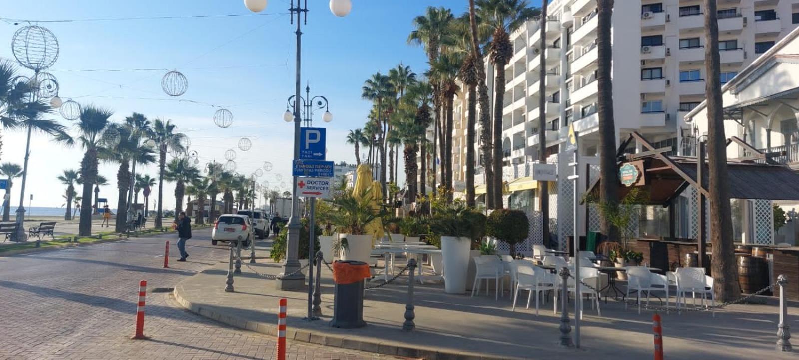 Apartment Finnikoudes 2 Bed Sea View Larnaca