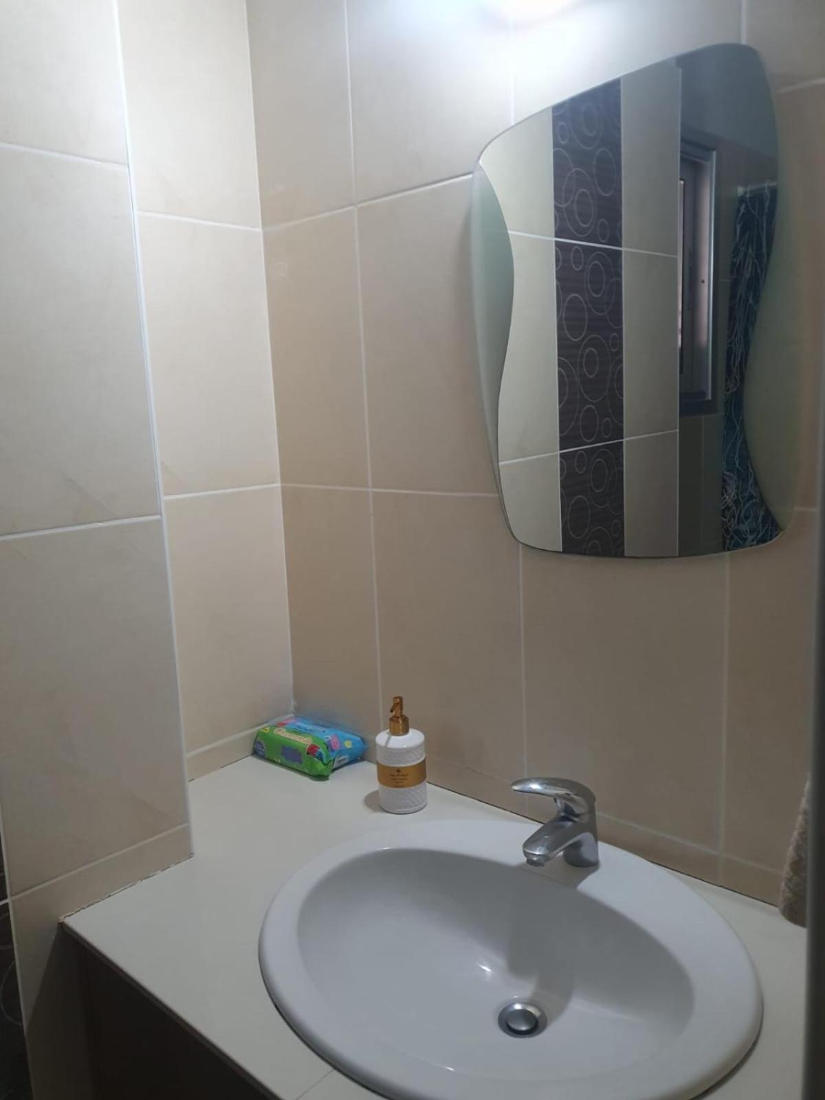 Apartamento 3bedroom With Side Sea View In Lárnaca