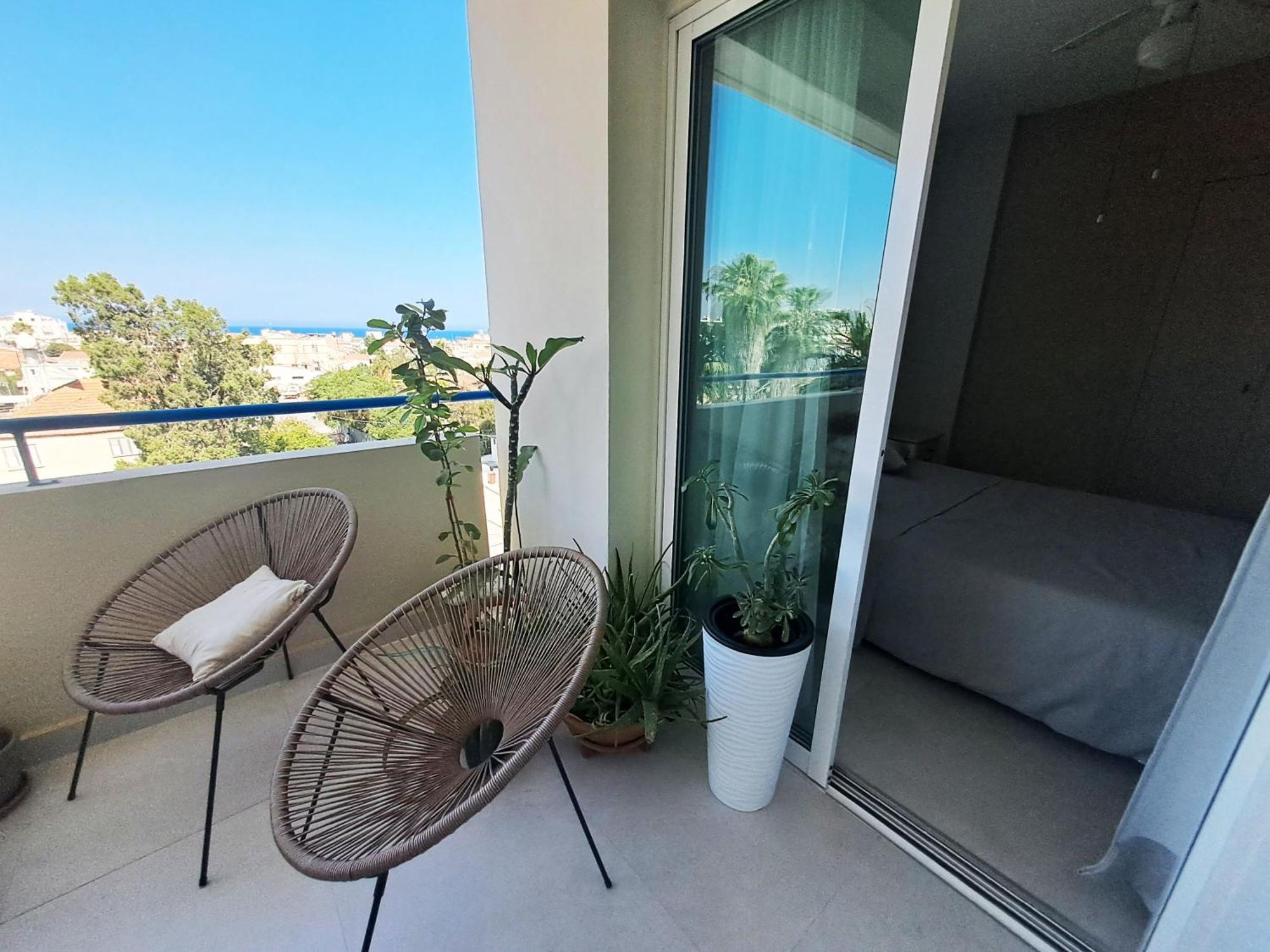 Sea View Floral - 2 Bedroom, Swimming Pool Căn hộ *