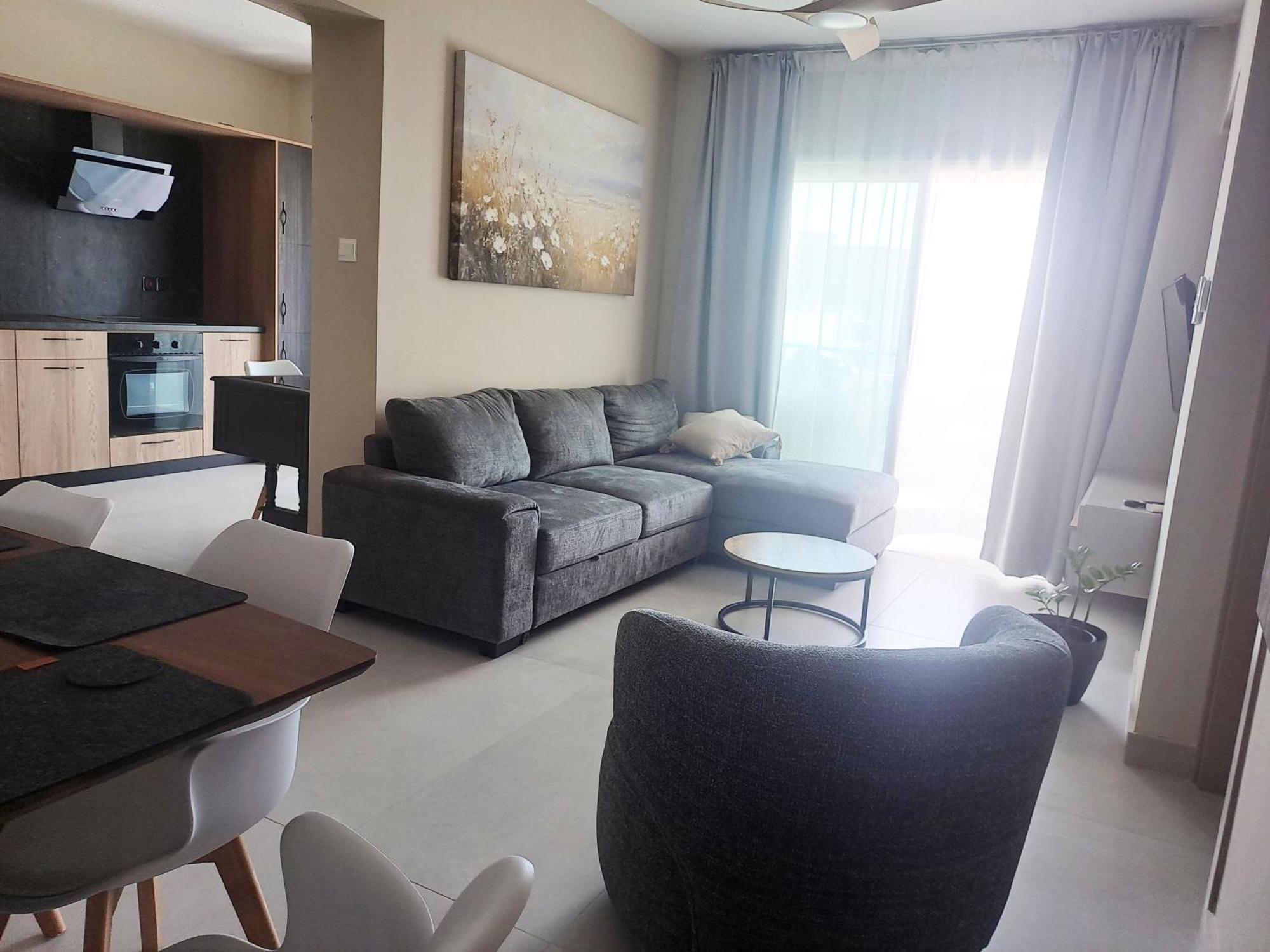 Sea View Floral - 2 Bedroom, Swimming Pool Căn hộ *