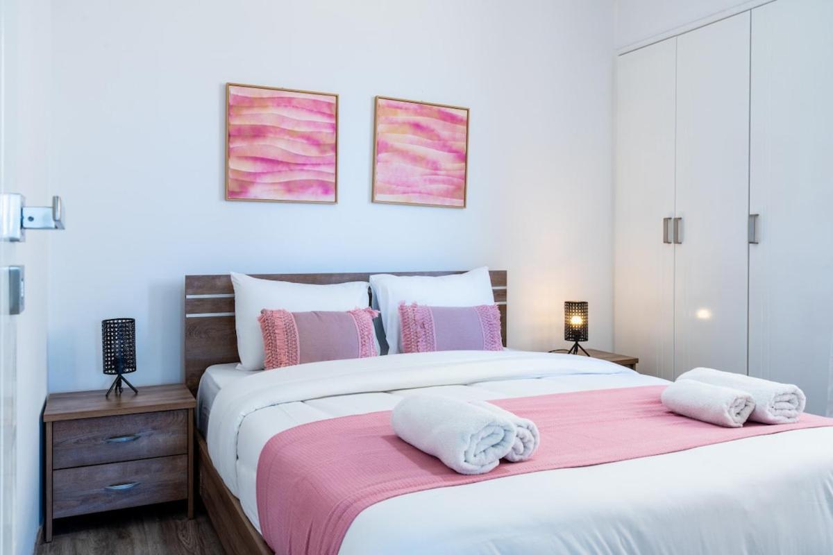 Olympus Stylish 2-br & Balcony In Larnaka