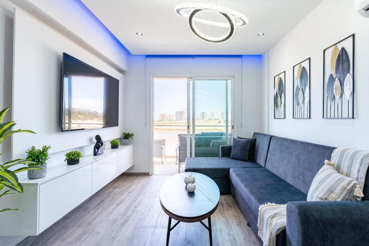 Olympus Stylish 2-br & Balcony In Apartment *