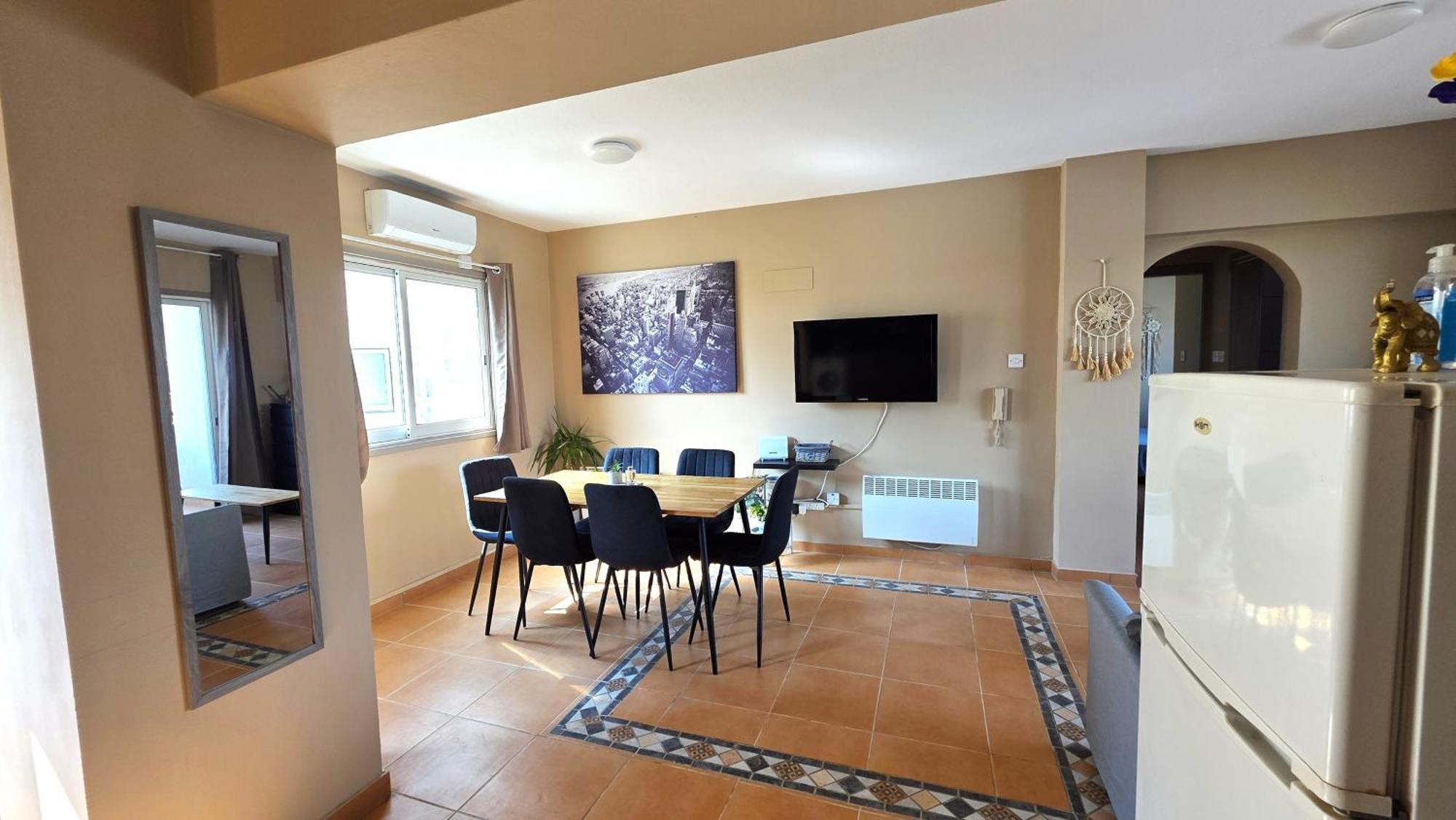 Charming 2br Classic Flat With Fast Wi-fi