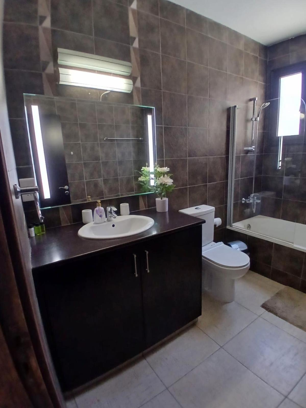 Spacious 2 Bedroom