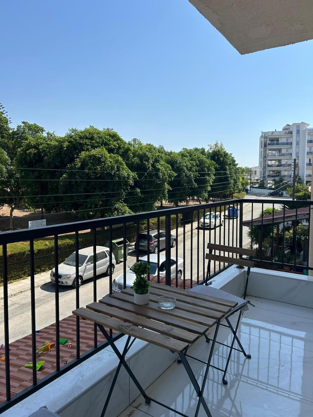 Modern 3br Family In Quiet Drosia With Balcony