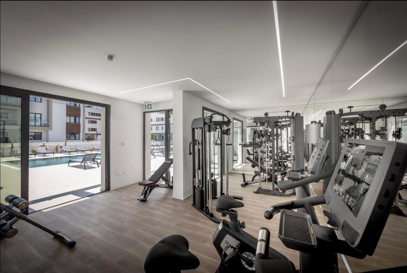 Kalamon Luxury 202 With Pool And Gym Apartment Larnaka