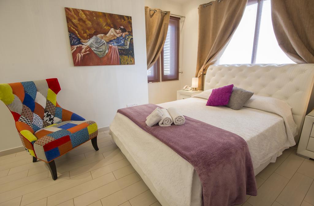 Apartment Mesogios House