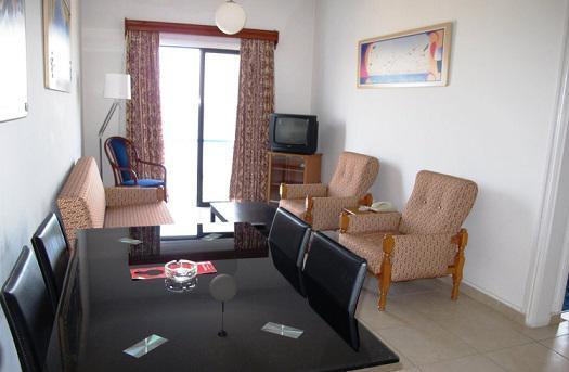 Zodiac Aparthotel Larnaca
