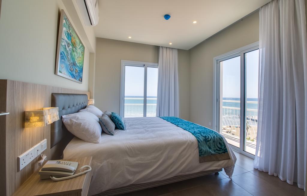 Aparthotel Zodiac Larnaca