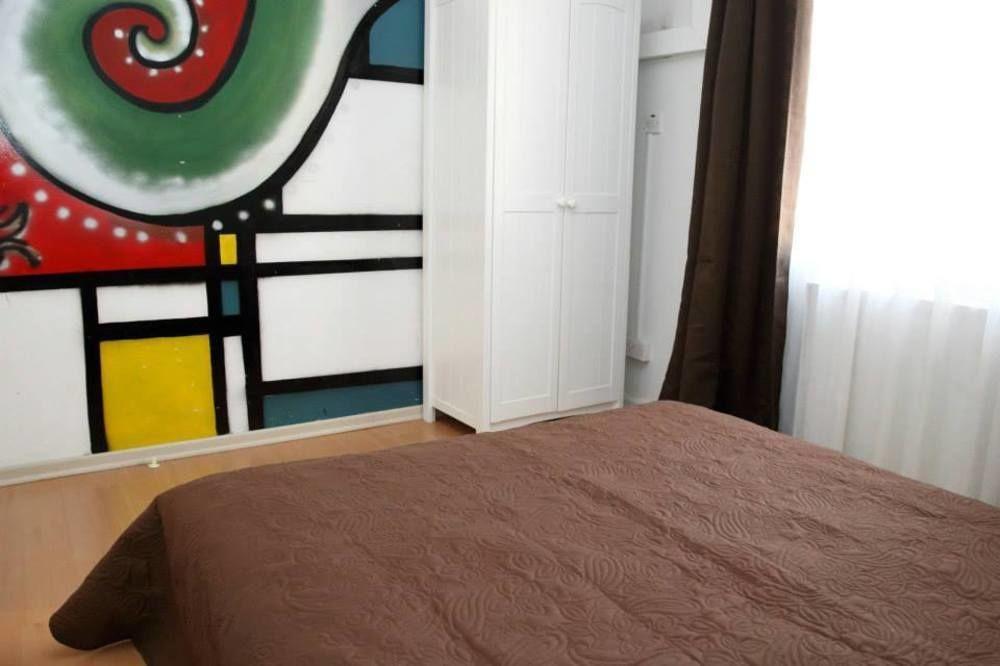 Alora Apartment
