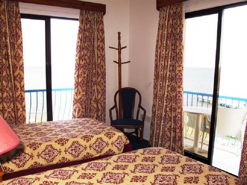 Aparthotel Zodiac 4*