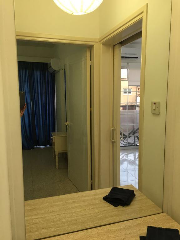 Mavros Court