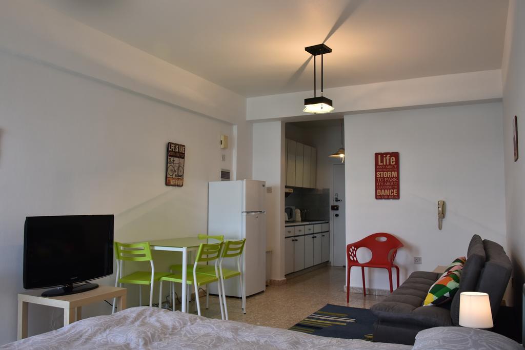 Apartment Stadem Larnaca
