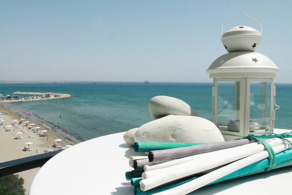 Lazuli Beachfront Penthouse 504 * Larnaca