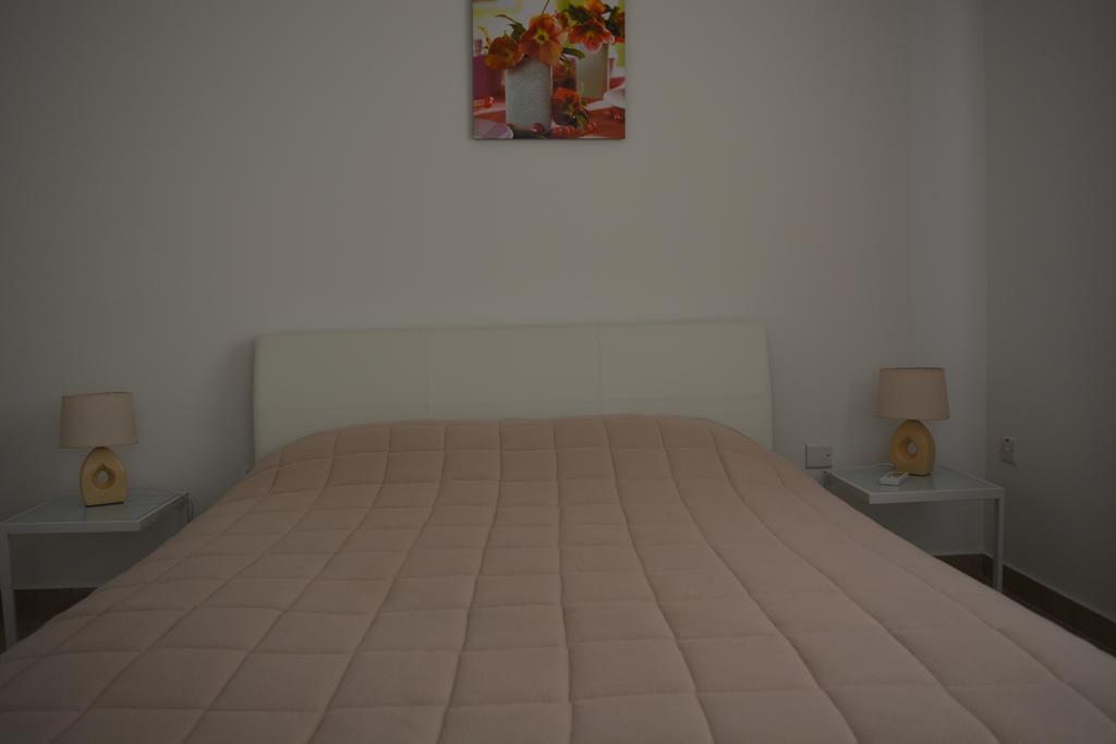 P L Panagiotis Apartment