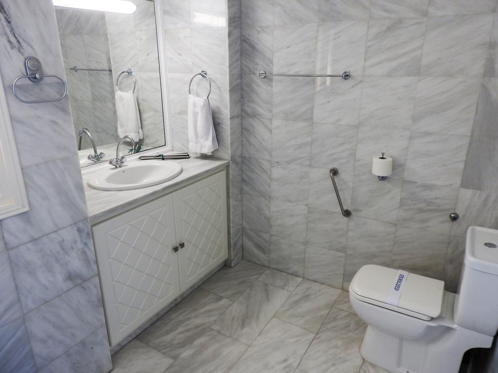 Lazuli Beachfront Penthouse 504