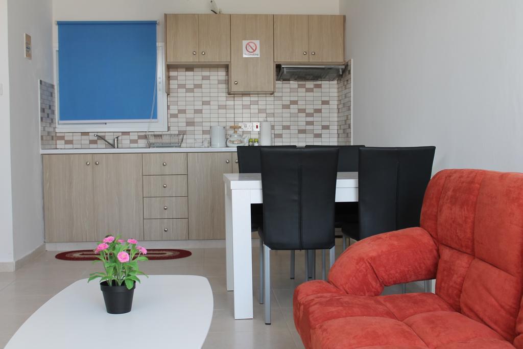 Mishellis Apartment