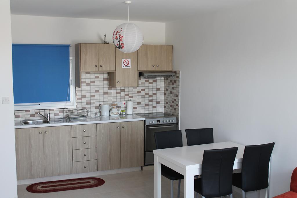 Mishellis Apartment *