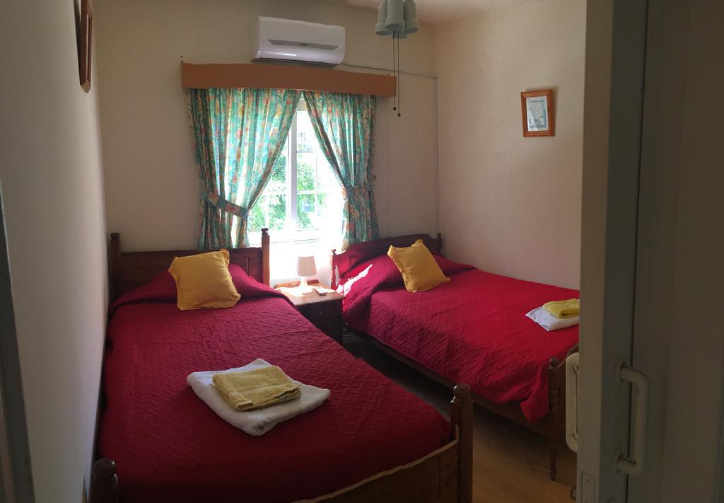 Cozy Holiday Flat In Near Foinikoudes Apartamento *