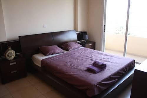 Capella * Larnaca
