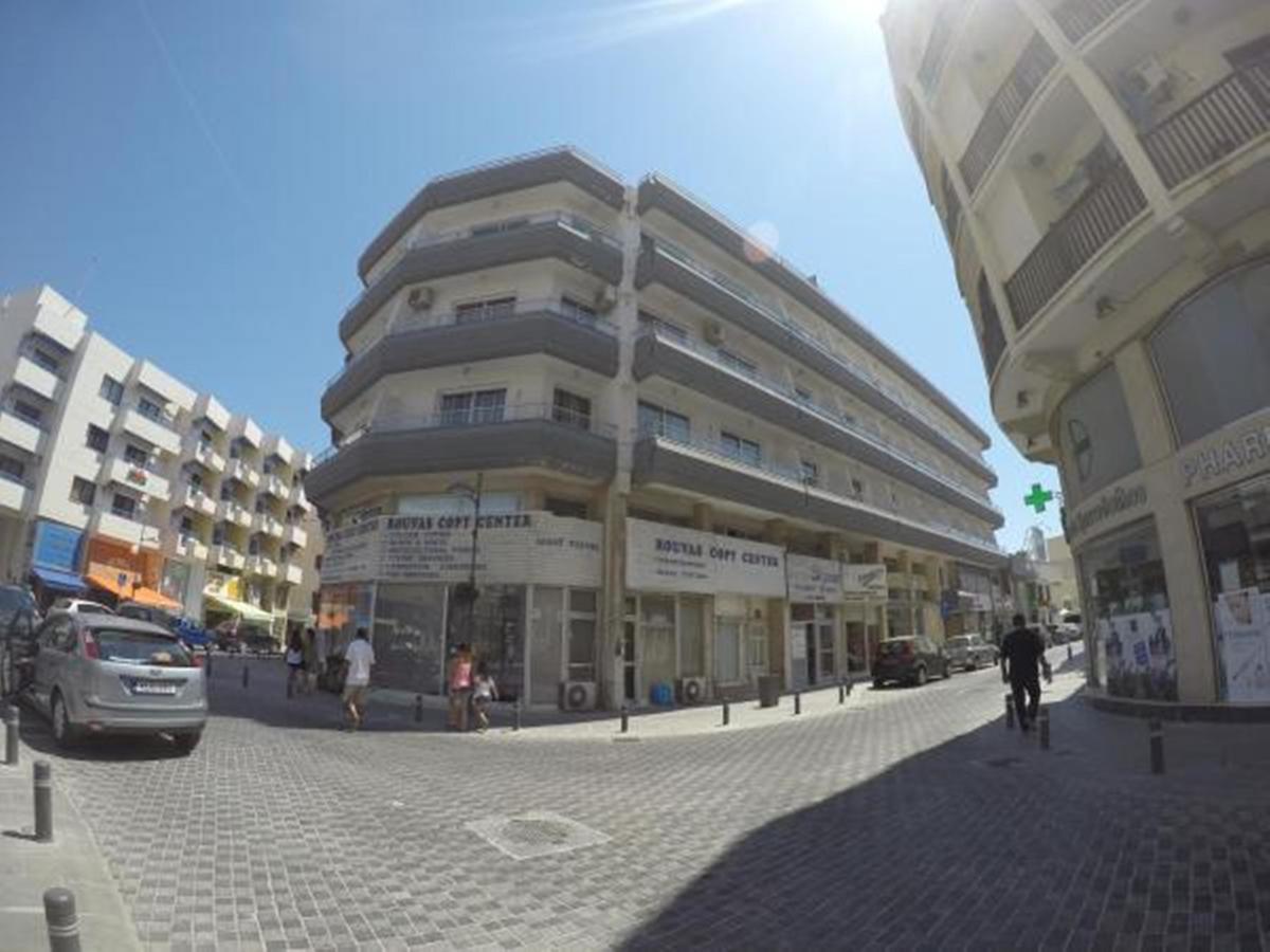Les Palmiers Petrou * Larnaka