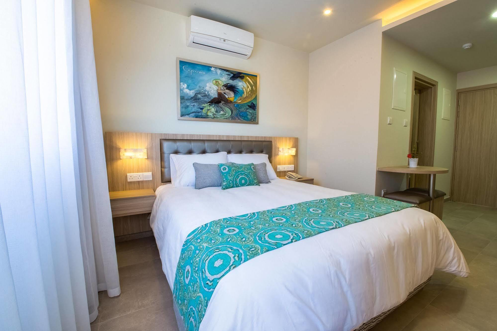 Zodiac Aparthotel Larnaca