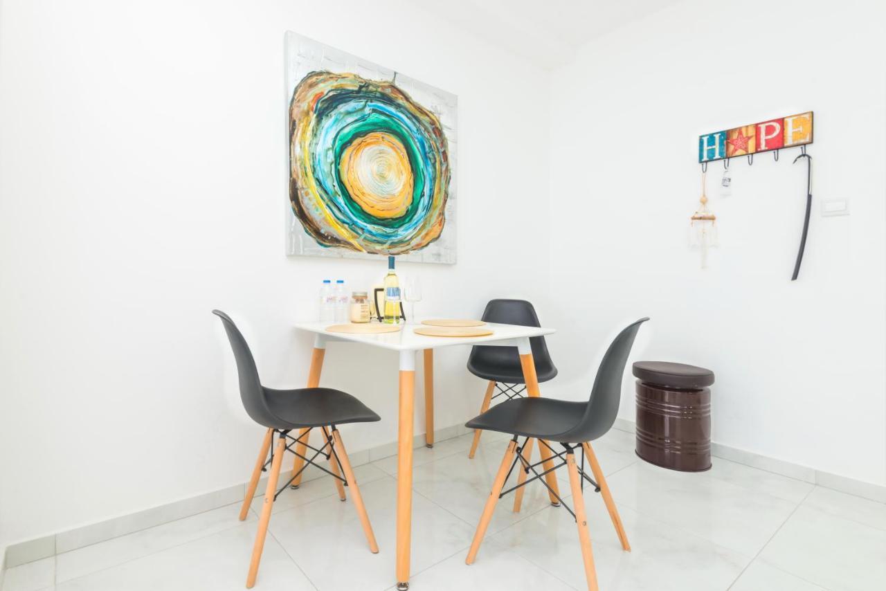 Apartment Six *