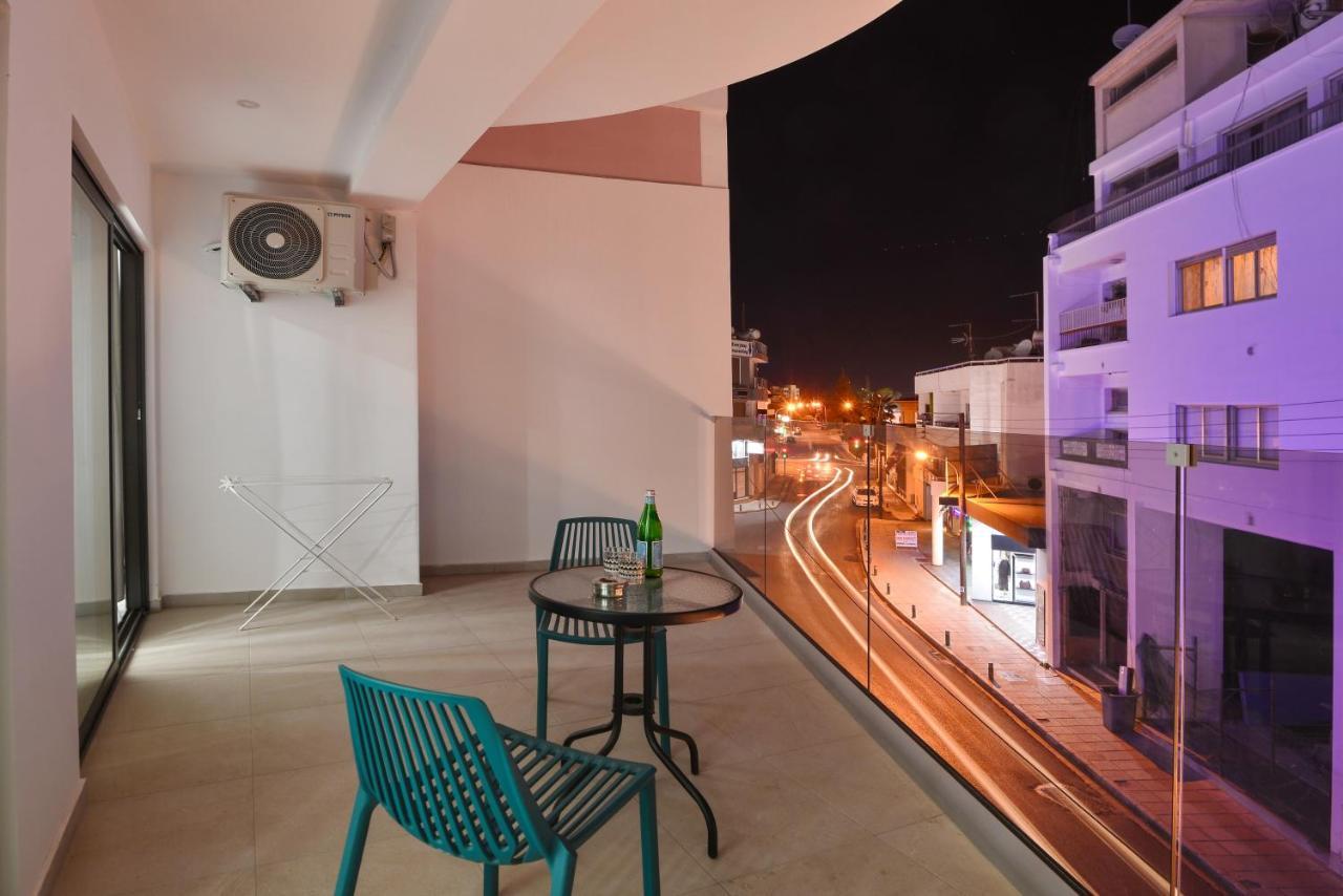 Six Larnaca