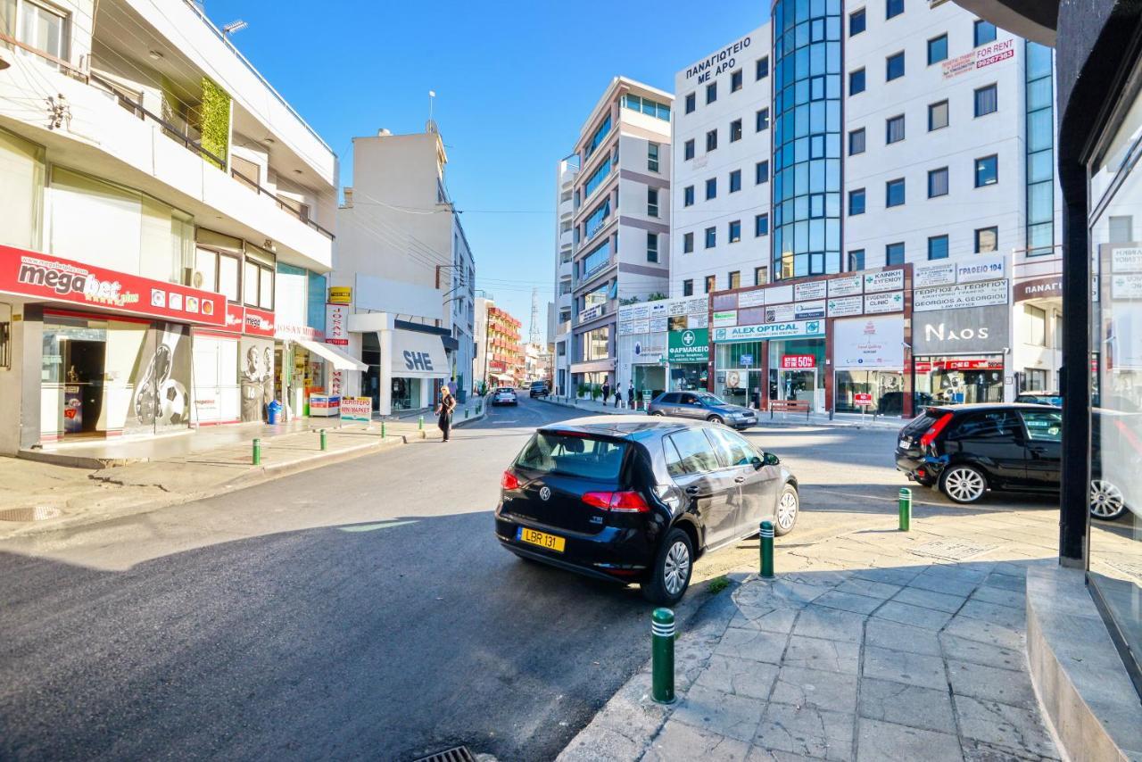 Six Larnaca
