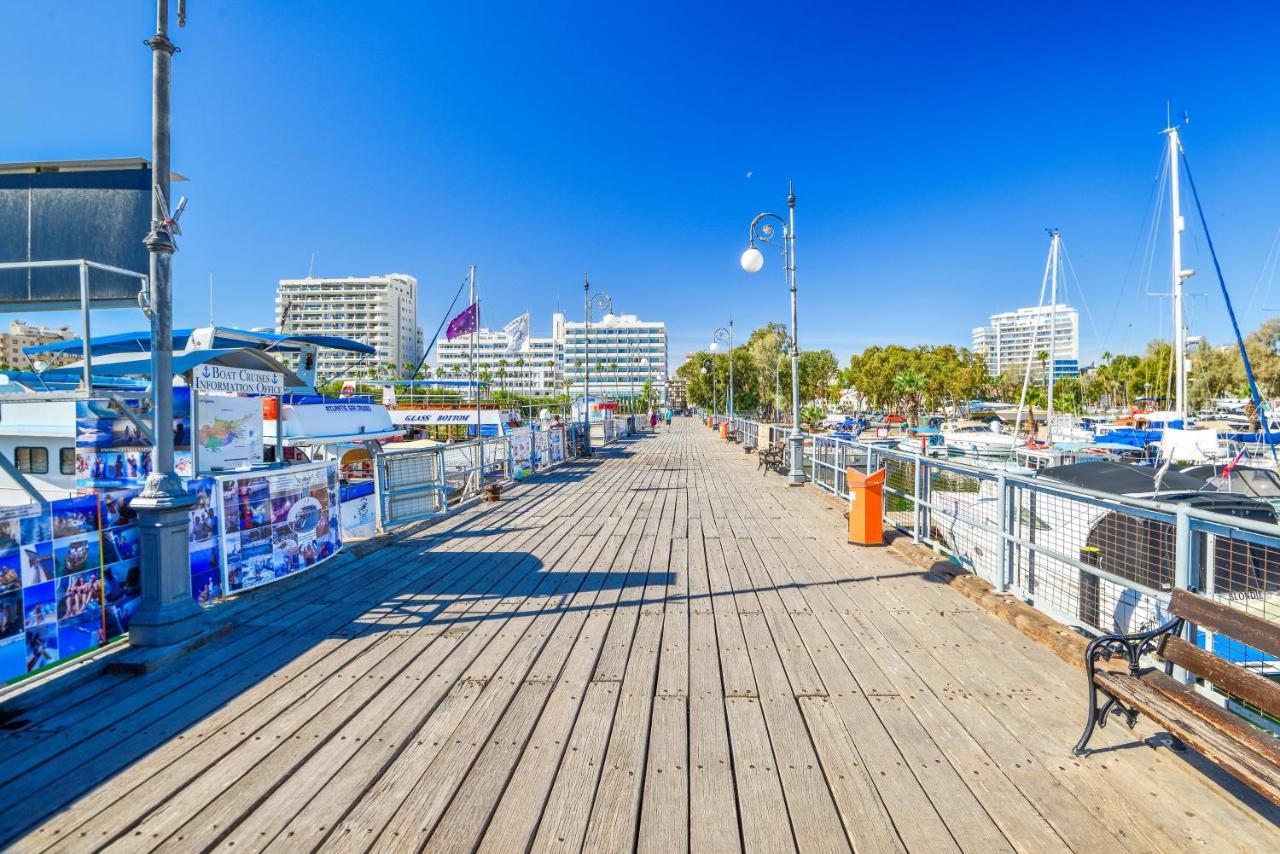 Six Larnaca