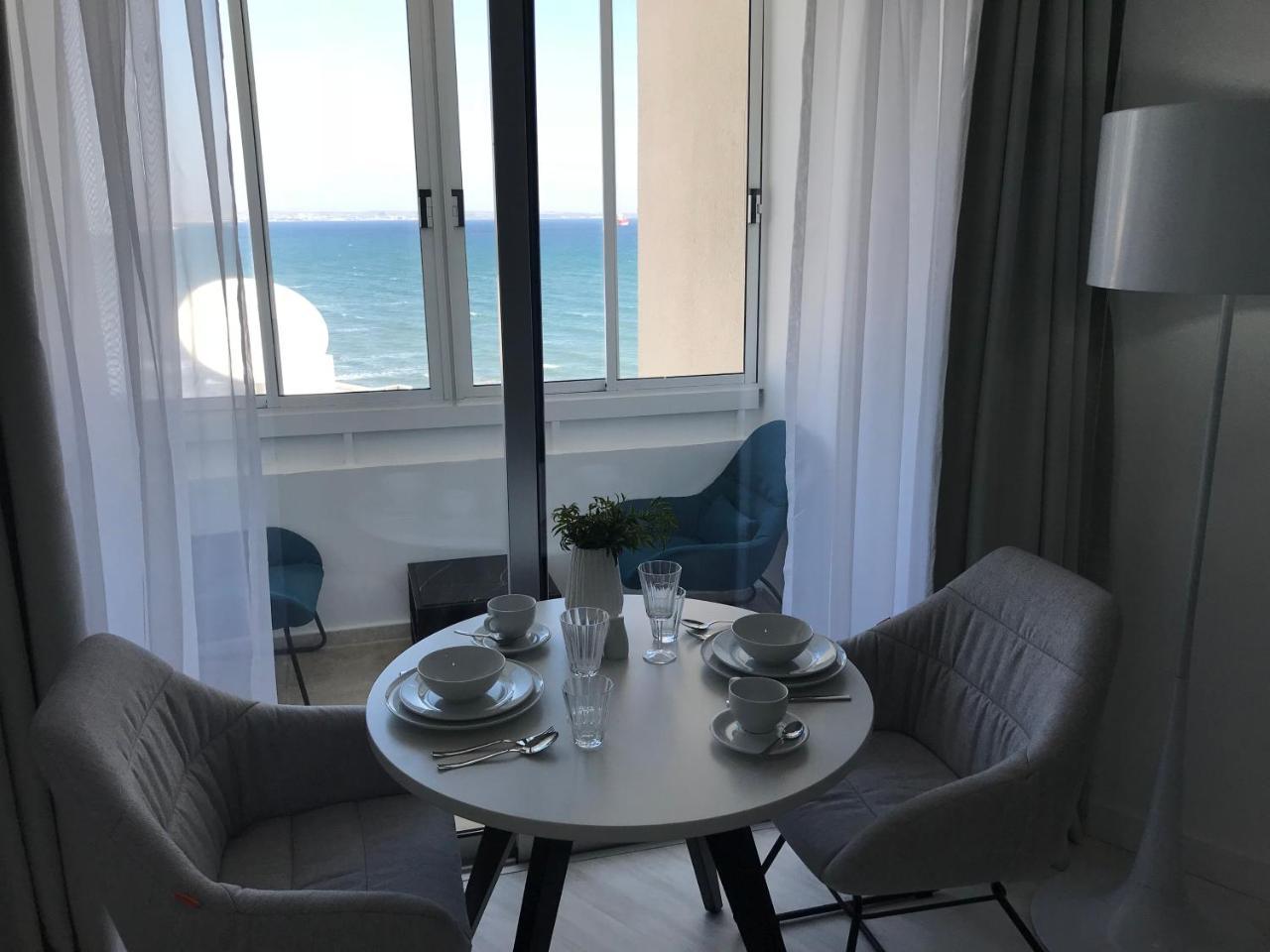 Sea View Apartment Larnaca