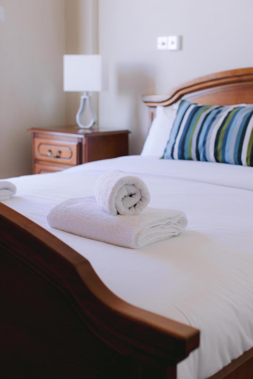 Top Floor Sea View Finikoudes Carisa Ithaki Court Larnaca