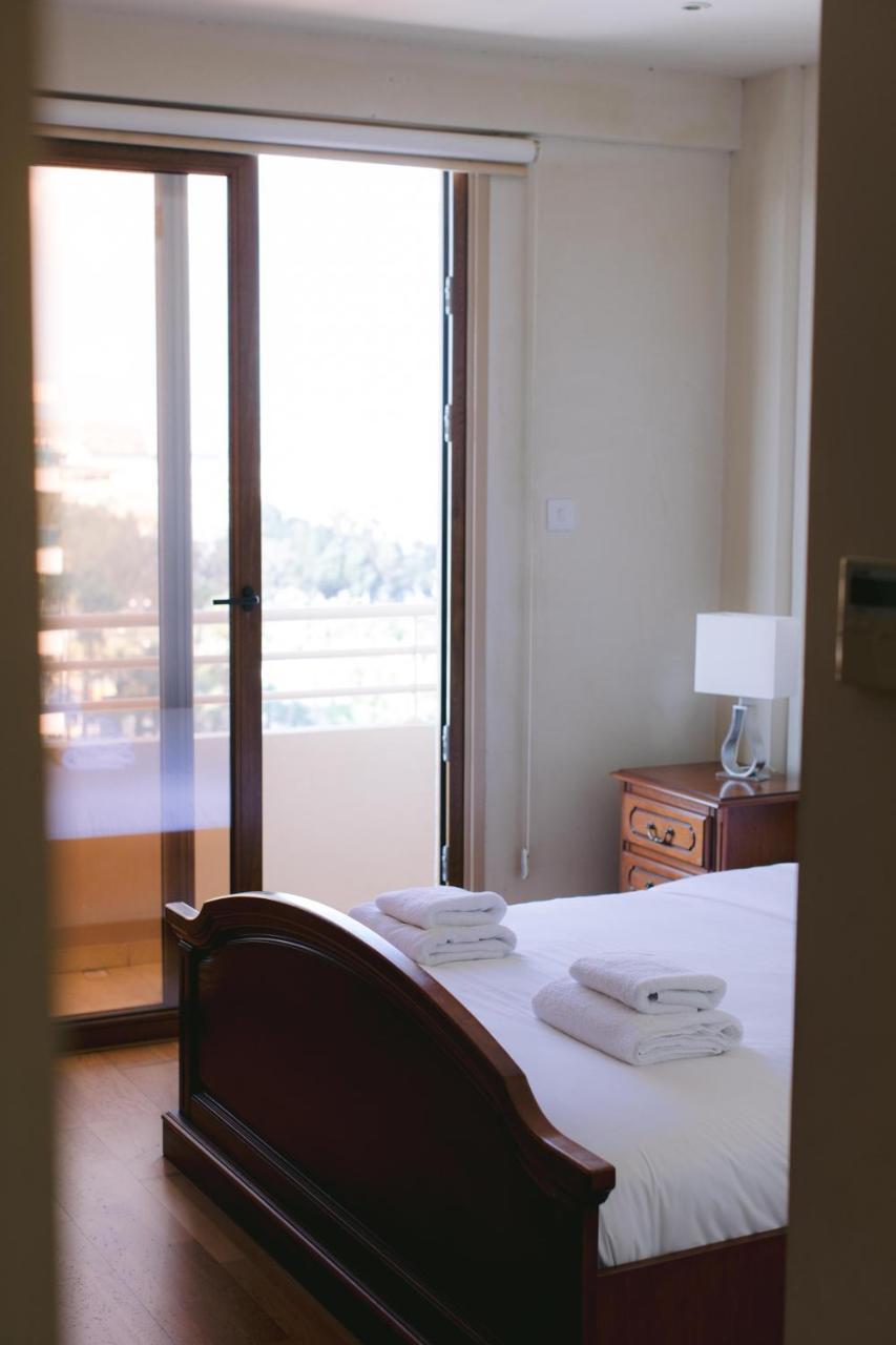 Top Floor Sea View Finikoudes Carisa Ithaki Court Apartment *