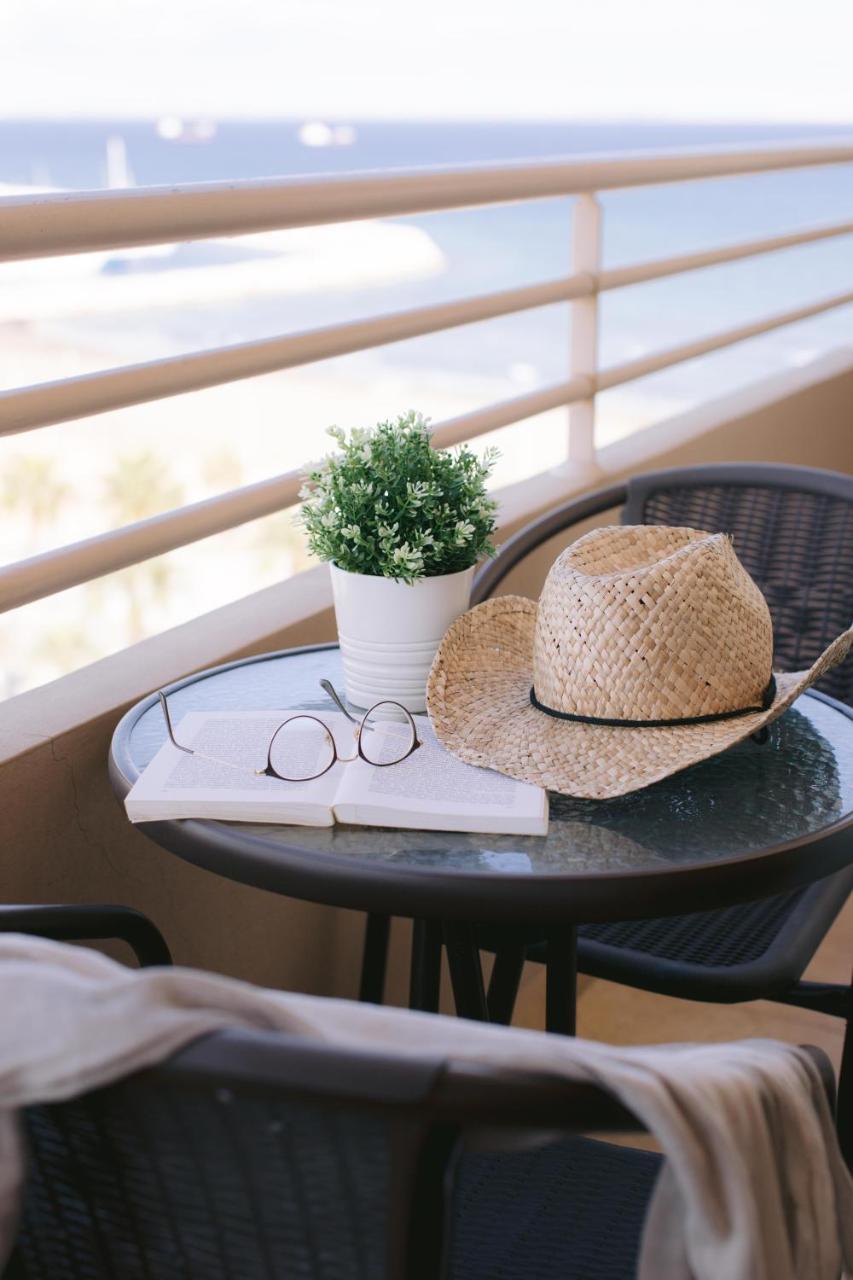 Top Floor Sea View Finikoudes Carisa Ithaki Court Larnaca