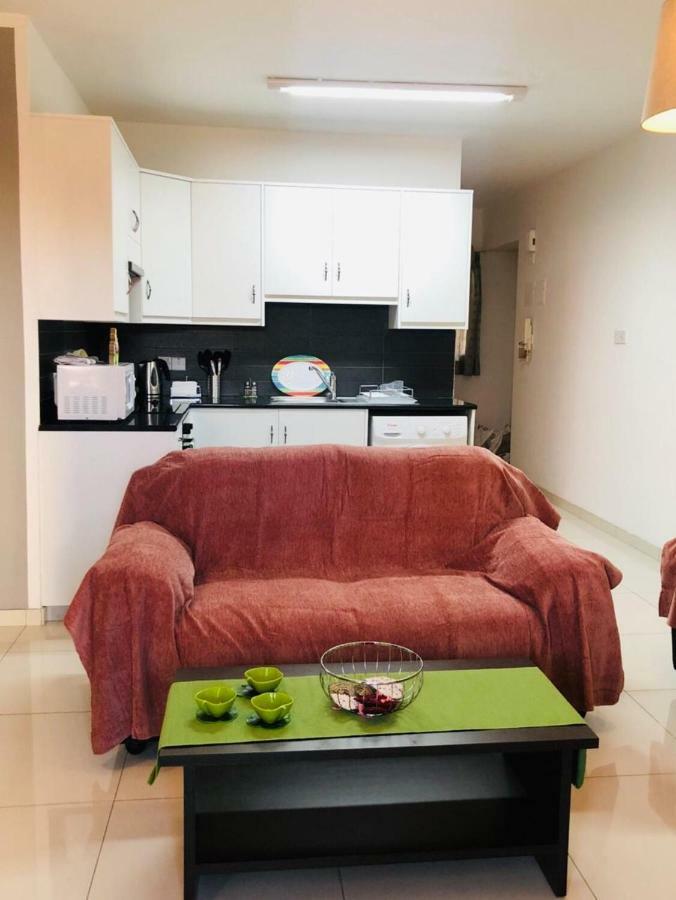 Olivia * Larnaca