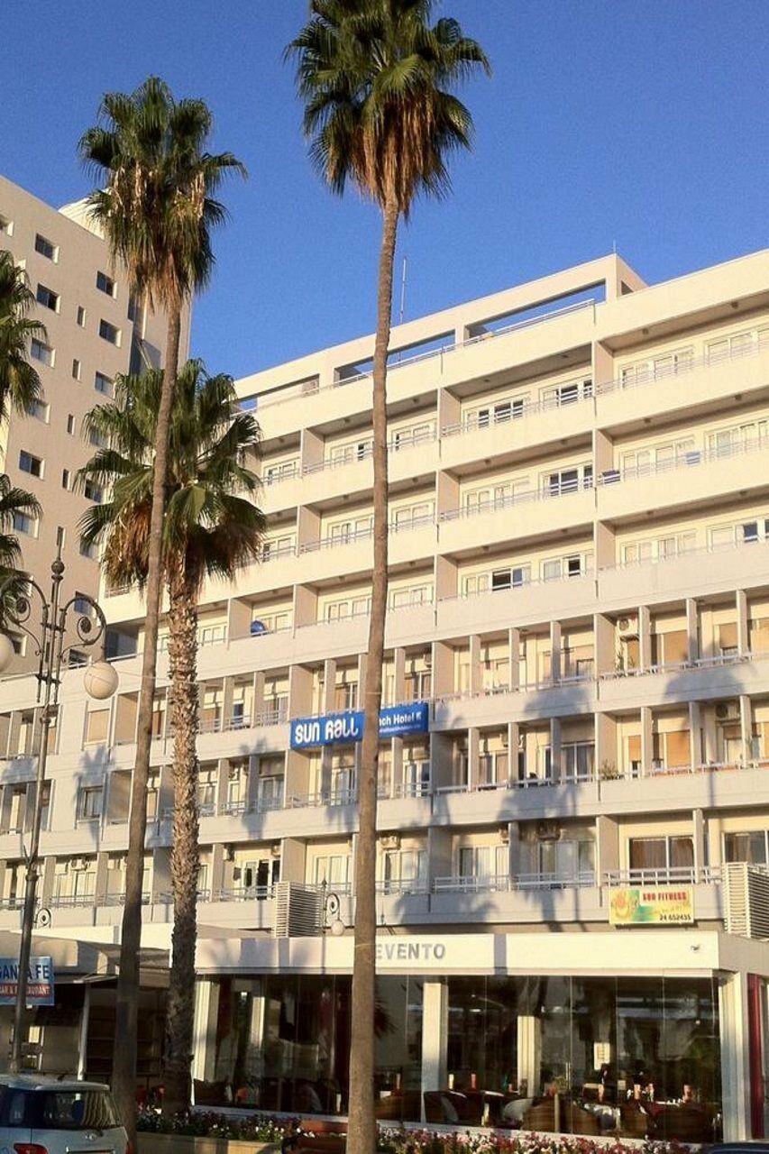 Sun Hall Apartment *