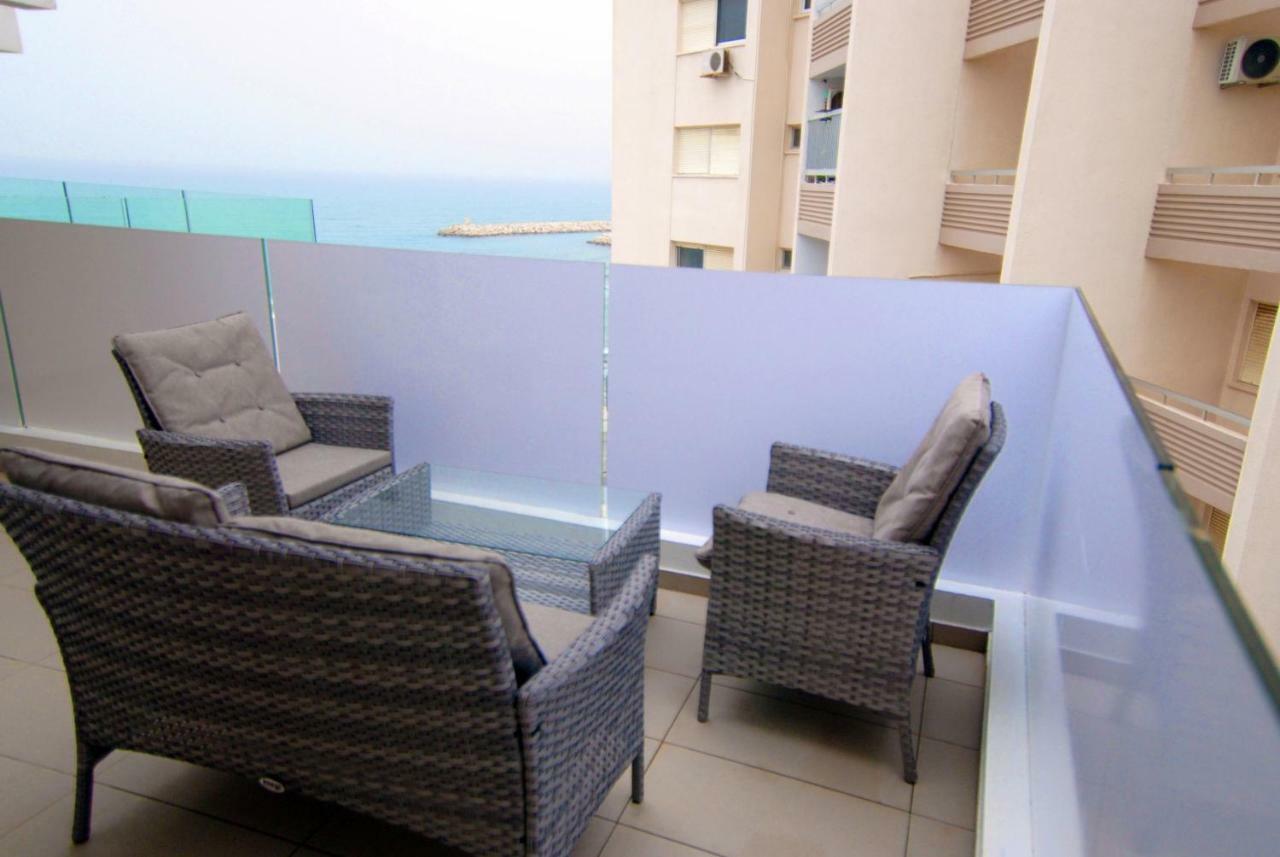 Apartment Blue View *