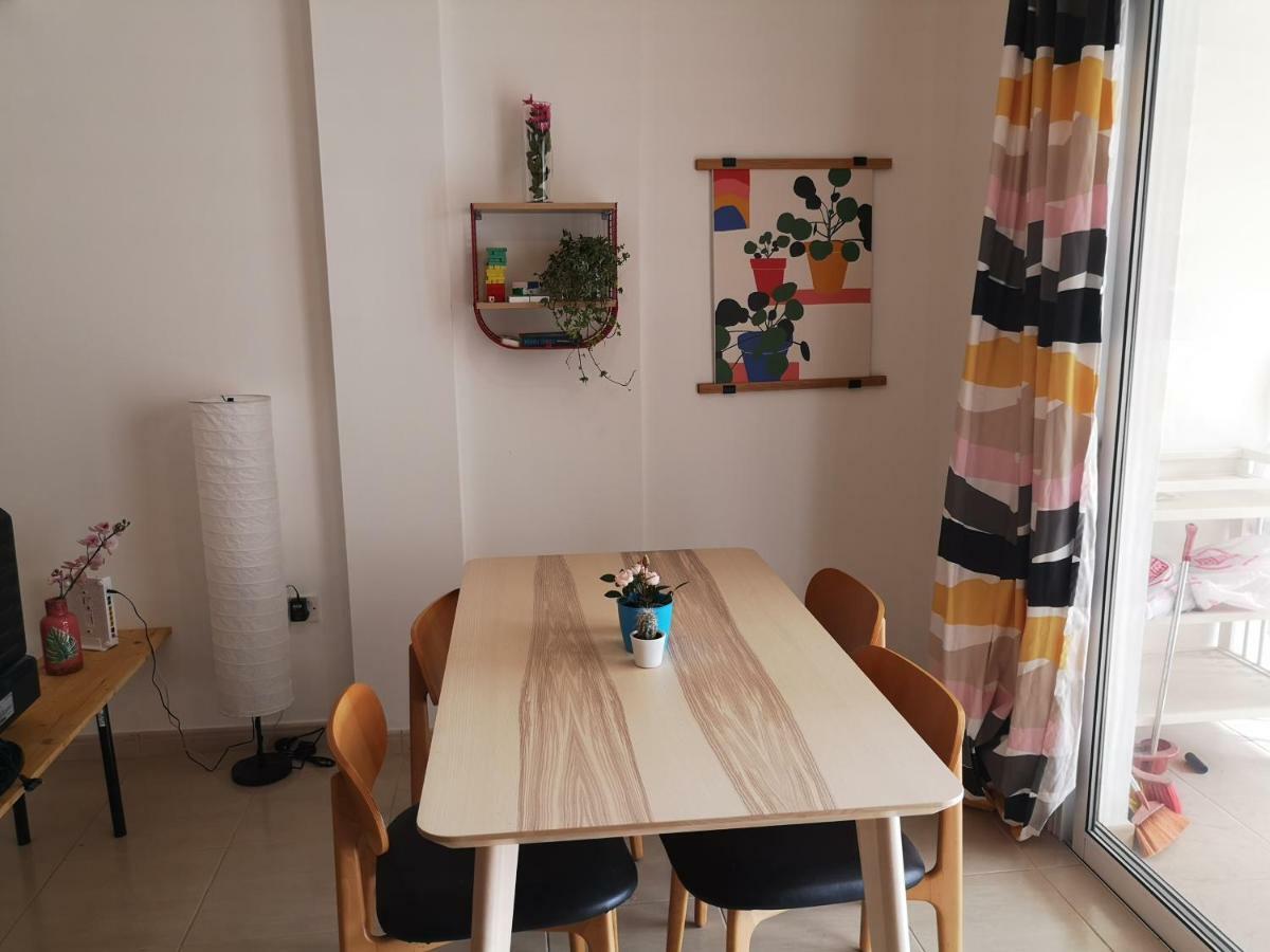 Yippee! My Happy Place In Center Apartment Larnaca