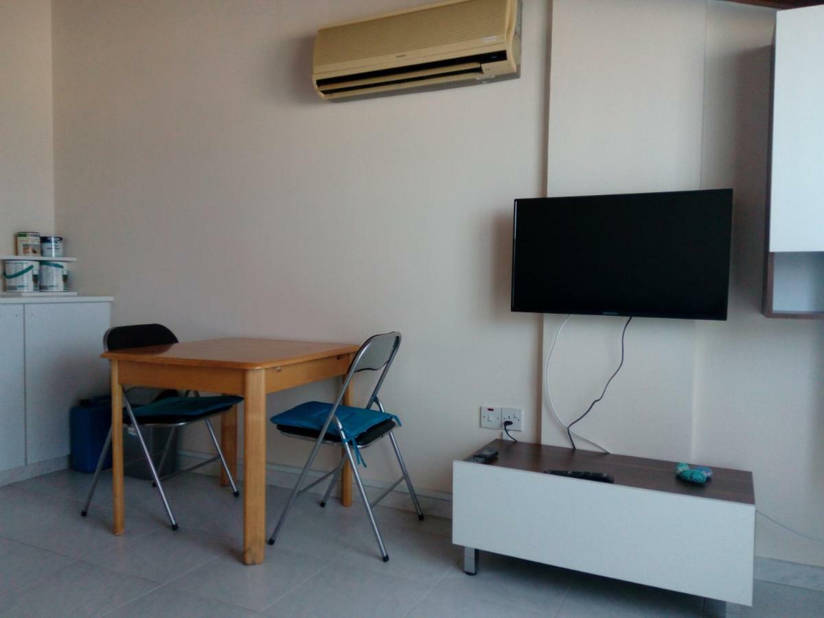 Lighthouse Apartment Larnaca