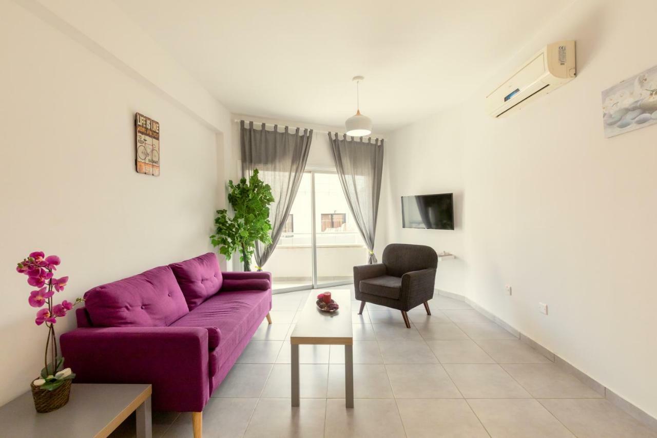 Apartment Savvas Centre Flat *
