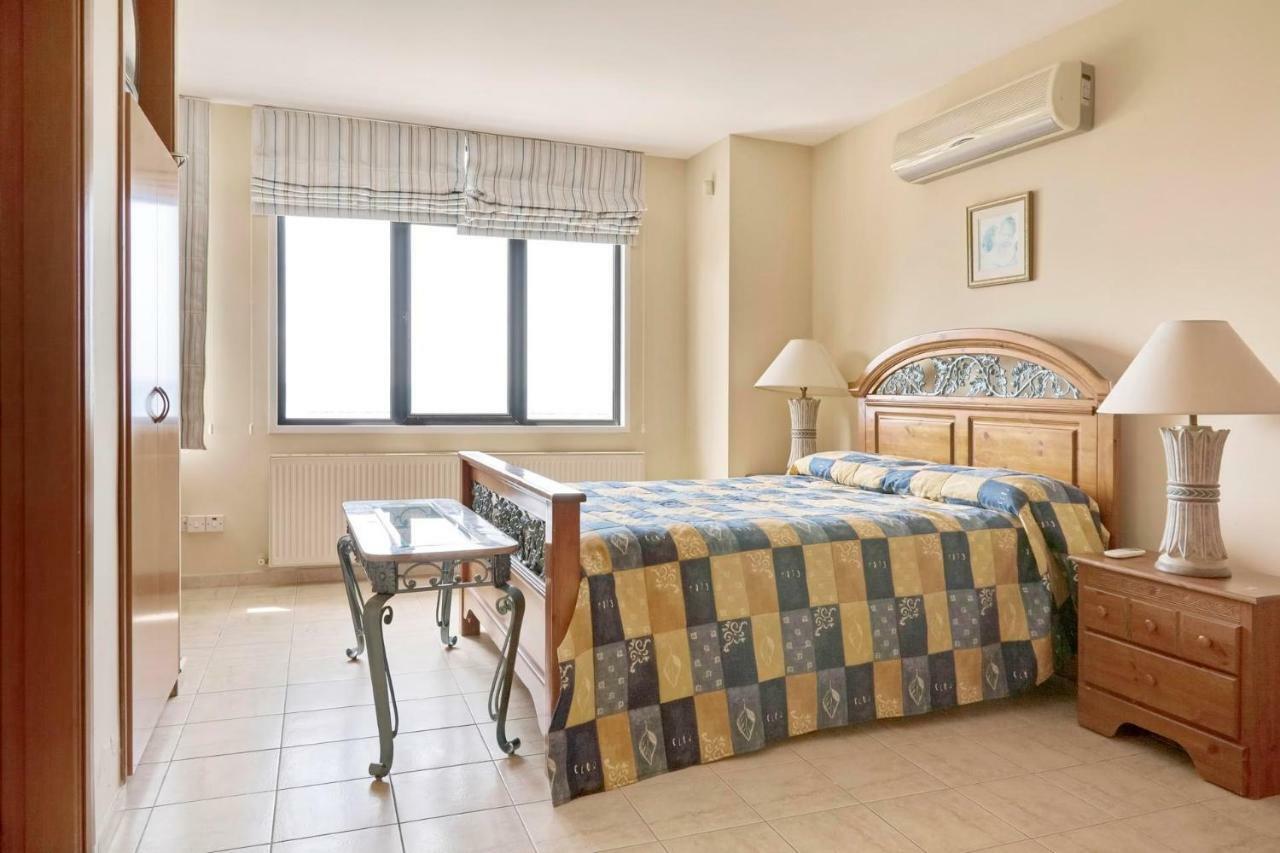 Enalos Beachfront Villa