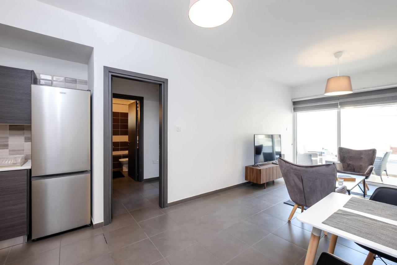 Apartment Book Me Now Central Flat