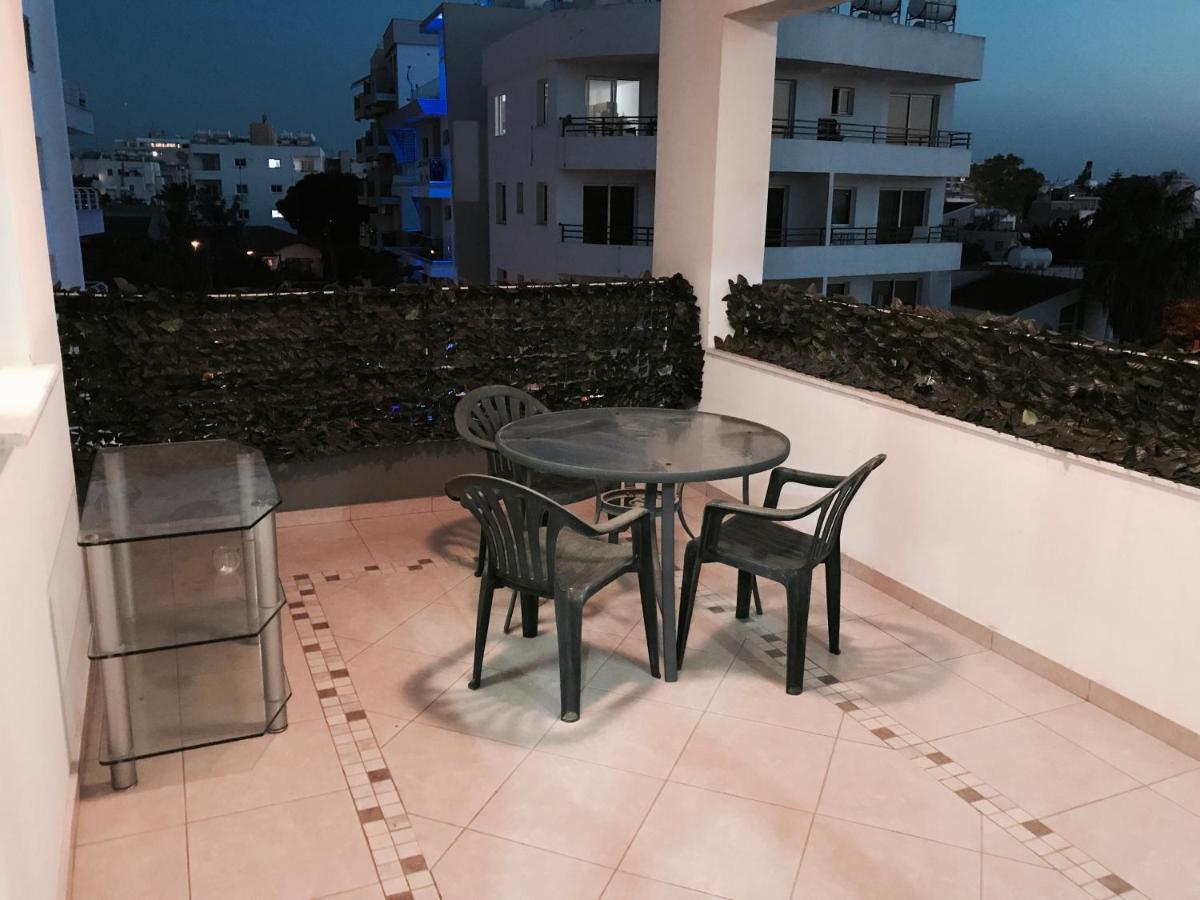 Avgoulla Apartment