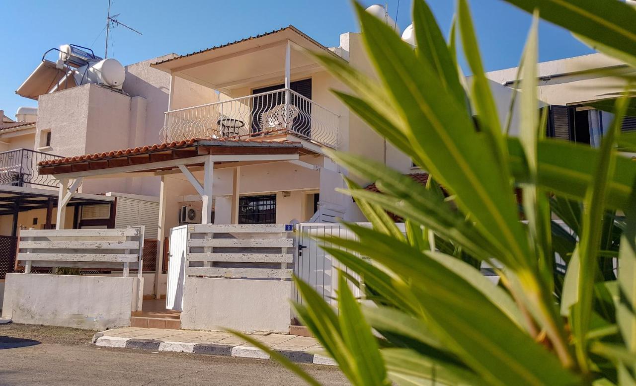 Pirgos House *