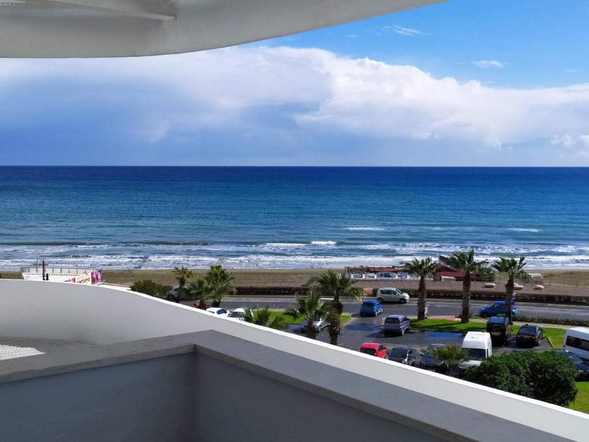 The Pearl Of Mackenzie Lifestyle - Travel & Life Apartment Larnaca