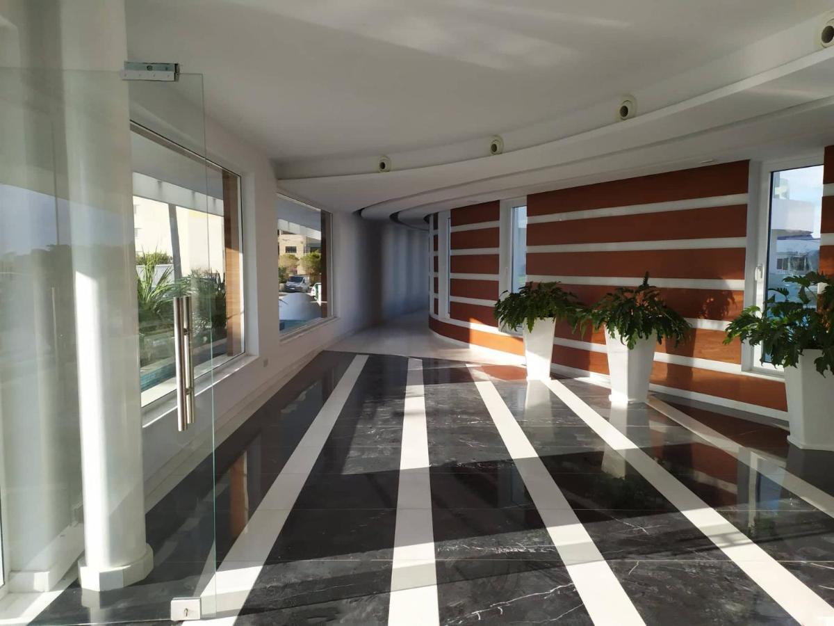 Apartment The Pearl Of Mackenzie Lifestyle - Travel & Life