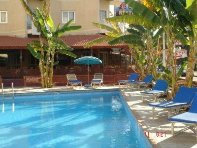Aparthotel Sea Larnaka
