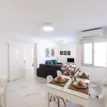 Mackenzie Leo Seafront Suite